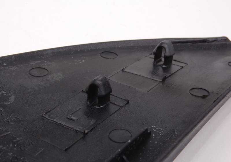 Embellecedor interior OEM 51321977491 para BMW E30. Original BMW.