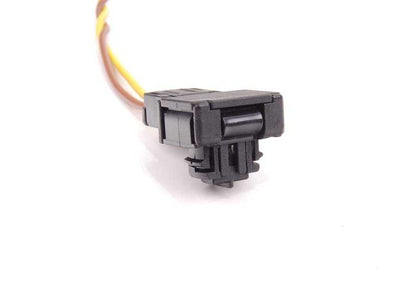 Cableado puerta lado conductor OEM 61116913074 para BMW E46. Recambio original BMW.