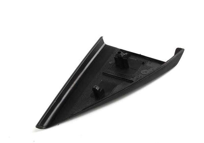 Capa triangular do espelho esquerdo para BMW Série 3 E46 (OEM 51328204175). BMW originais.