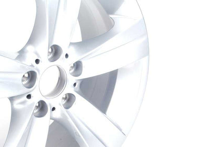Llantas de aleación diseño estrella 189 OEM 36116768858 para BMW E90, E90N, E91, E91N, E92, E92N, E93, E93N. Original BMW.