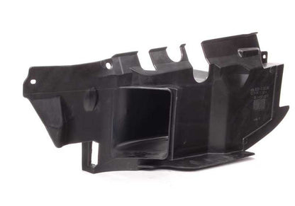 Protector lateral derecho del motor OEM 51718218346 para BMW E39. Pieza original BMW.