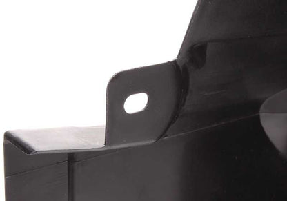 Protector lateral derecho del motor OEM 51718218346 para BMW E39. Pieza original BMW.