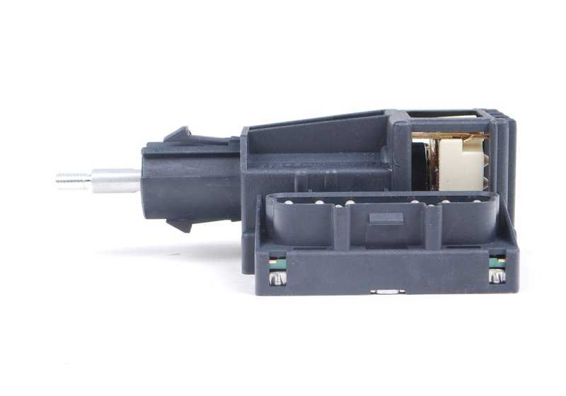 OEM light switch 61318353508 for BMW E36 (316i, 318TDS) and Z3. Compatible with manual and automatic versions. Original BMW spare.