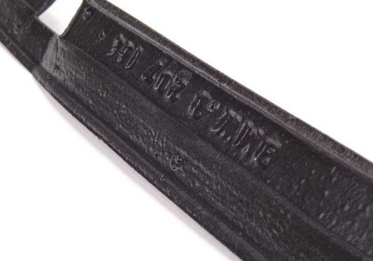 Front right seal for BMW E39 (OEM 51328207184). Original BMW