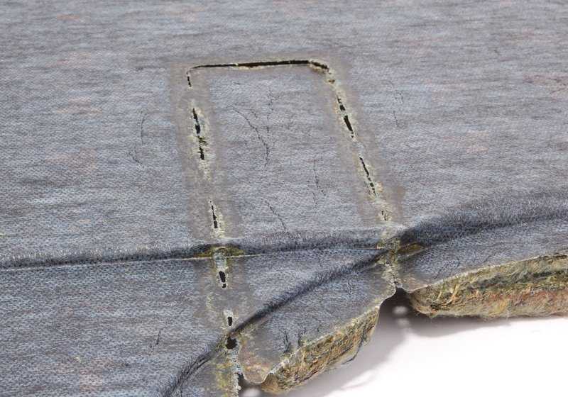 MAT isolante para BMW Series 3 E36 (OEM 51478146558). BMW original