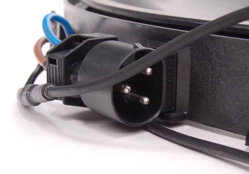 Additional fan for BMW E36, E34, E24, E32, E31 (OEM 64541392913). Genuine BMW.