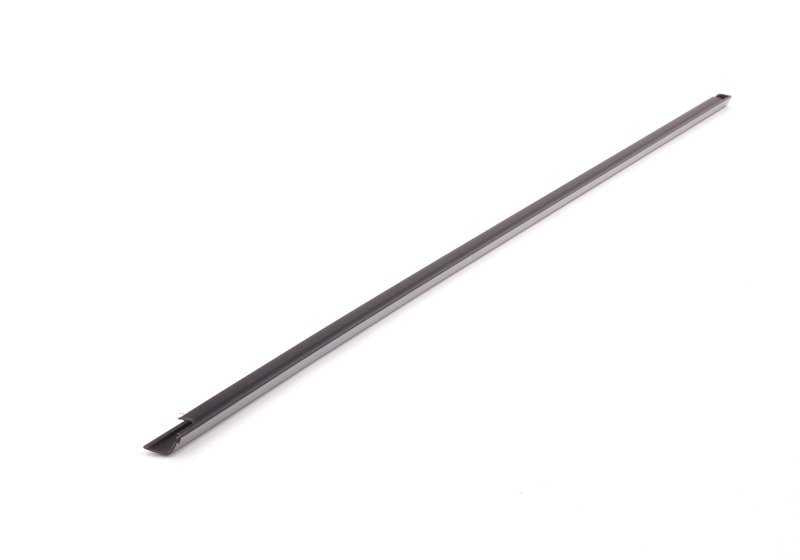 Moldura exterior delantera izquierda OEM 51218201469 para BMW E38. Color negro. Original BMW.