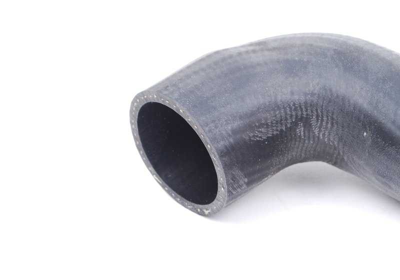 Manguera del sistema de refrigeración OEM 11531740832 para BMW E39, E38. Original BMW.