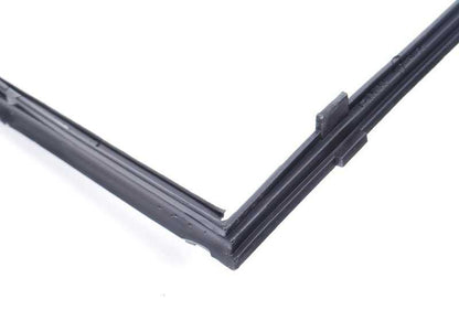 Marco derecho del cristal de la puerta OEM 51348186184 para BMW E39. Original BMW.