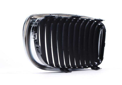Rejilla de adorno con marco cromado izquierdo OEM 51137166439 para BMW Serie 1 E81, E87 LCI, E82, E88. Original BMW.