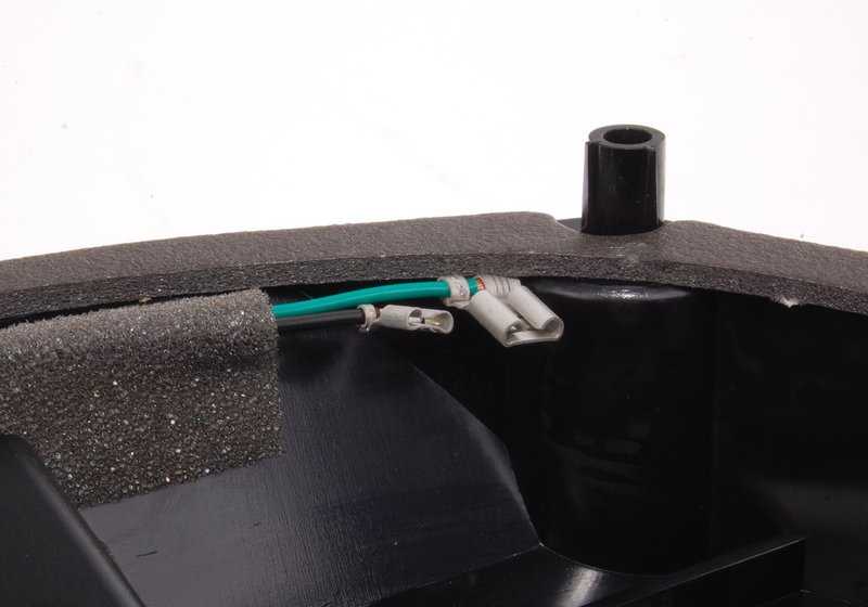 Altavoz de agudos Top-Hifi derecha para BMW Serie 3 E36 (OEM 65138366456). Original BMW.
