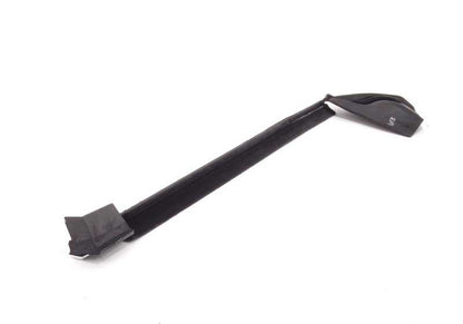 Cubierta exterior del carril de ventana derecha cromada OEM 51367026388 para BMW E46 320Ci, 323Ci (todos los modelos compatibles). Original BMW.