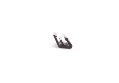 Clip sujeción moldura puerta OEM 51327041450 para BMW X5 E53. Pieza original BMW.