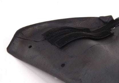 Cubierta exterior izquierda de marco de ventana cromada OEM 51367026387 para BMW E46. Original BMW.