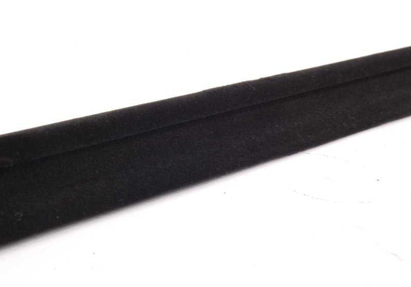 Cubierta exterior izquierda de marco de ventana cromada OEM 51367026387 para BMW E46. Original BMW.