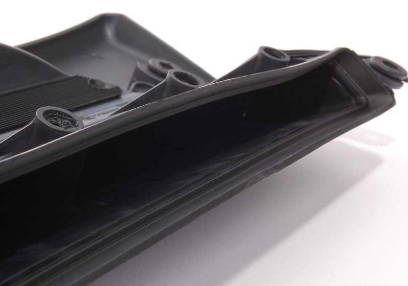 Toma de aire OEM 13717501988 para BMW Serie 3 E46. Original BMW.