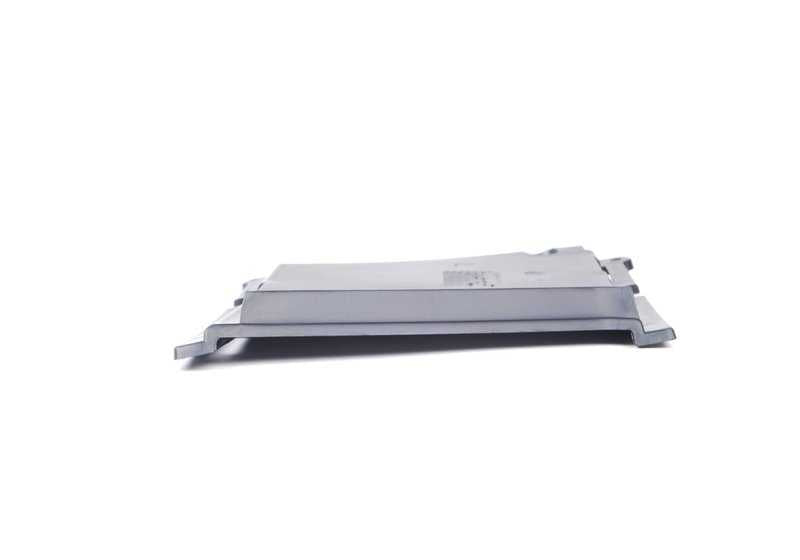 Tapa embellecedora izquierda OEM 51117175317 para BMW E92 y E93. Repuesto original BMW.