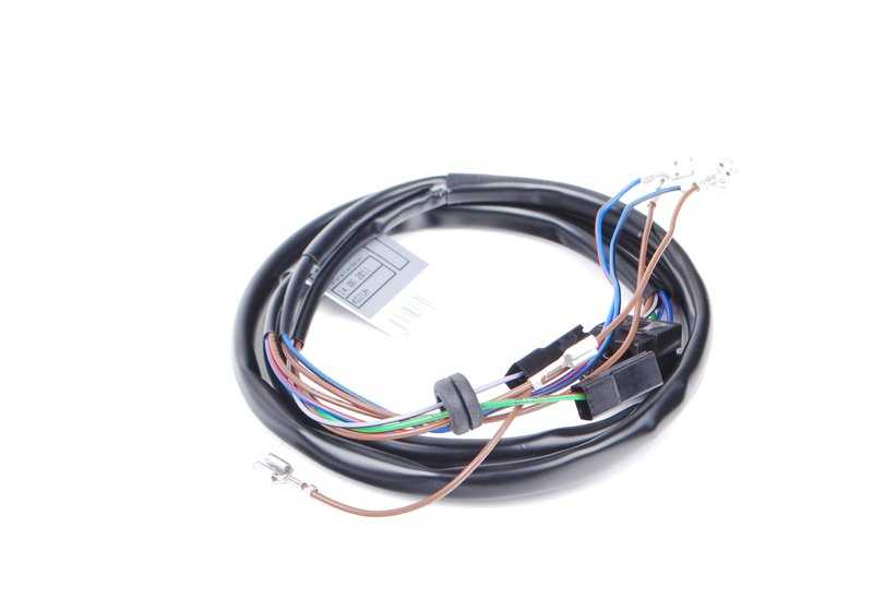 Arnés de cableado de luces traseras para varios modelos/series de BMW (OEM 61111243873). Original BMW.