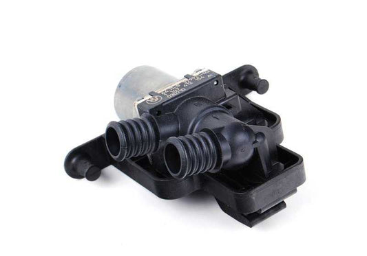 Water valve for BMW 5 Series E60, E61, 6 Series E63, X5 E53 (OEM 64118379921). Original BMW