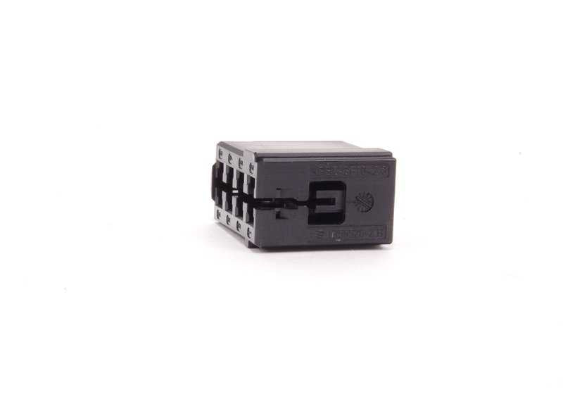 BMW -Stecker (OEM 61136905788). Original BMW