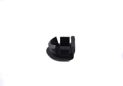 Tapa embellecedora puerta OEM 51418132984 para BMW Serie 3 E36. Apta para molduras interiores delanteras y traseras. Color negro. Original BMW.