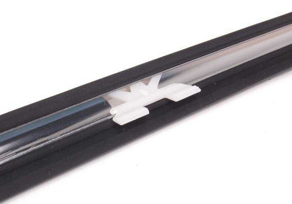 Listón cristal lateral trasero derecho OEM 51367071672 para MINI R50, R53. Original MINI.
