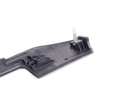 Moldura decorativa aluminio interior central OEM 51457895411 para BMW E46. Original BMW.