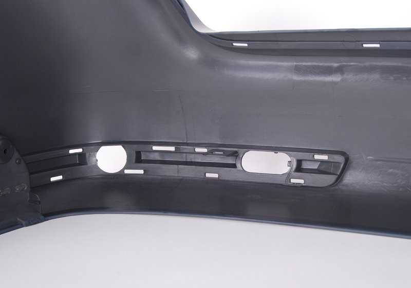 Parachoques trasero imprimado OEM 51122498505 para BMW E39. Repuesto original BMW.