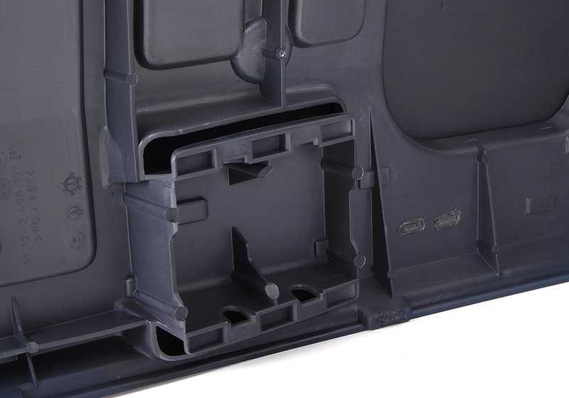 Parachoques trasero imprimado OEM 51122498505 para BMW E39. Repuesto original BMW.