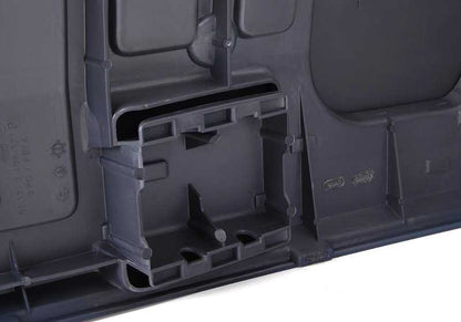 Parachoques trasero imprimado OEM 51122498505 para BMW E39. Repuesto original BMW.