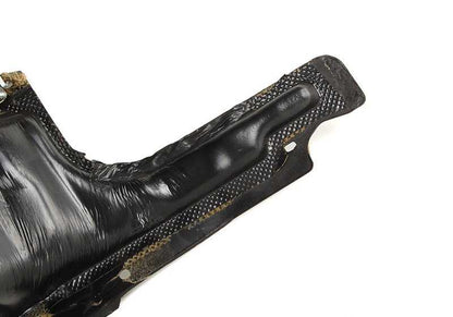 Schermata del compartimento del motore, lato sinistro per la serie BMW 5 E39 (OEM 51718188813). BMW originale