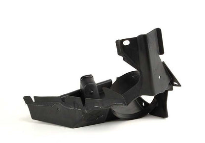 Cubierta superior izquierda del compartimento del motor OEM 51718187497 para BMW E39. Original BMW.
