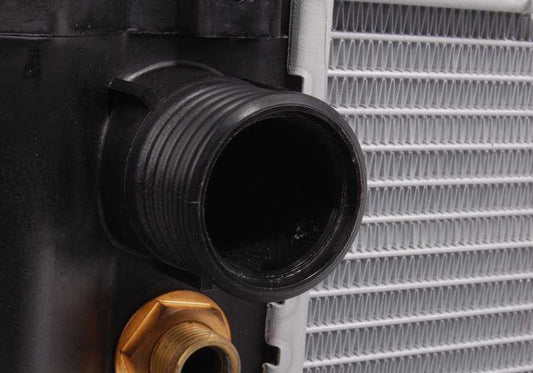 Radiador con enfriador de aceite de transmisión OEM 17111712979 para BMW E30. Original BMW.