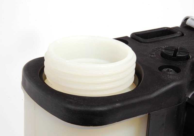 Radiatore del radiatore dell'olio di trasmissione OEM 17111712979 per BMW E30. BMW originale.