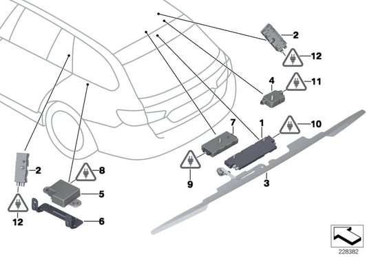 OEM antenna amplifier 65209276016 for BMW F11 (518D, 520D) from 2013 to 2017, compatible with 868MHz radio systems. Original BMW.