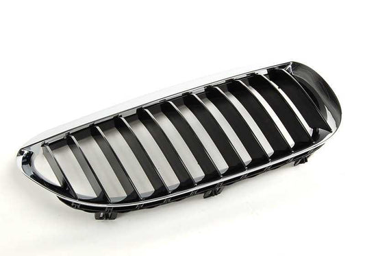 Rejilla de adorno derecho cromada OEM 51137077932 para BMW Serie 6 E63, E64. Original BMW.