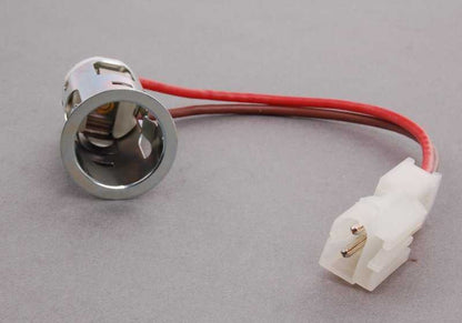 Toma de corriente / encendedor OEM 61346977679 para BMW F30, F31, F34, F35, F80, F32, F33, F36, F82, F83, E39, E38, E70, F15, F85, F16, F86, E52. Original BMW.
