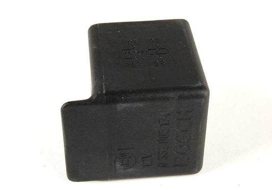 Relé motor eléctrico OEM 34511179402 para BMW E28, E24, E23, E32. Compatible con sistema antibloqueo ABS. Recambio original BMW.