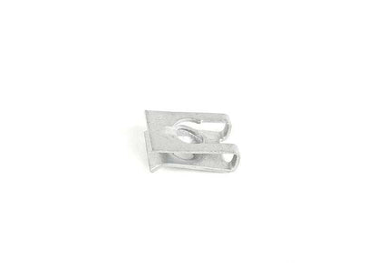 Tuerca de chapa OEM 07129904243 para BMW E82, E90, E91, E92, E93, E60, E61, F07, F10, F11, F90, G30, E63, E64, E65, E66, F01, F02, F04, F92, F93, G15, G16, E83, G01, F97, G02, F98, F15, F85, F16, F86, E85, E86. Original BMW.