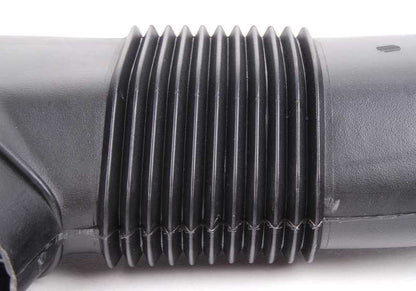 Conducto de admisión OEM 13712244285 para BMW E34. Original BMW.