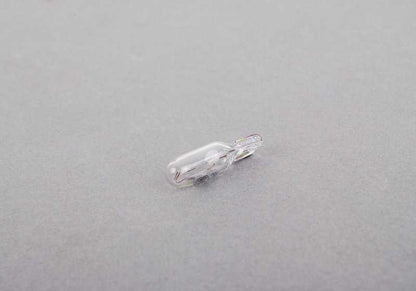 Bulbe de l'ampleur arrière OEM 63217169186 pour BMW E88, E92, E93, F33, F83, F07, F10, F11, F01, F02, F04. BMW d'origine.