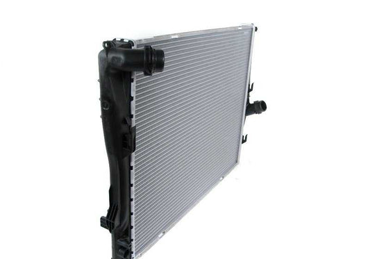 Radiador para BMW E81, E82, E87, E88, E90, E91, E92, E93, E84, E89. BMW originais. . BMW original