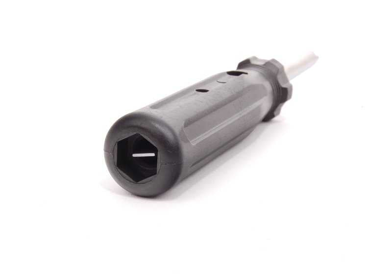 Destornillador OEM 71111179629 para BMW {E81,E82,E87,E88,F20,F21,F40,F22,F23,F44,F45,F46,F87,E21,E30,E36,E46,E90,E91,E92,E93,F30,F31,F34,F80,G20,G21,F32,F33,F36,F82,F83,E12,E28,E34,E39,E60,E61,F07,F10,F11,F90,G30,G31,E24,E63,E64,F06,F12,F13,G32,E23,E
