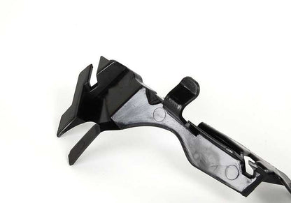 Soporte derecho OEM 51458222708 para BMW E46. Compatible con todos los modelos E46. Producto original BMW.