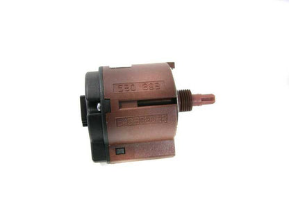 Interruptor de luces antiniebla OEM 61318363684 para BMW E39, E38. Original BMW.
