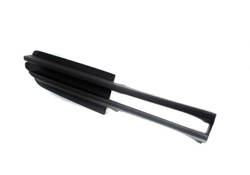 Rejilla delantera derecha parcialmente abierta OEM 51118209926 para BMW E46. Pieza original BMW.