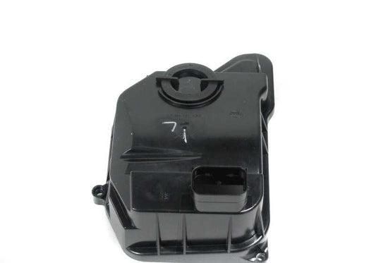 Tapa de protección faro izquierdo (corta) OEM 63126927795 para BMW X5 E53 (modelos: 3.0d, 3.0i). Original BMW.
