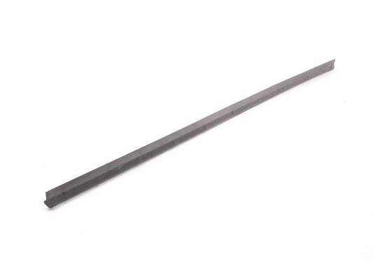 A junta da porta lateral frontal esquerda para BMW E39 (OEM 51218202675). BMW original.