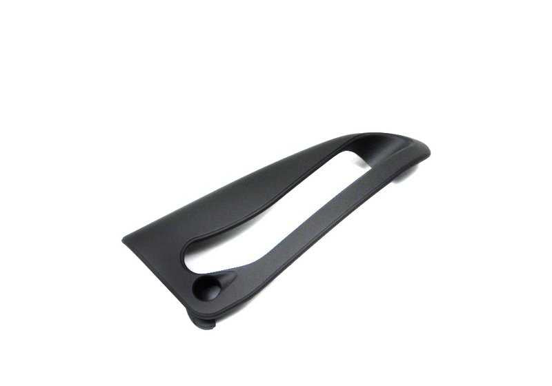 Embellecedor salida cinturón izquierdo OEM 51438176283 para BMW E36. Pieza original BMW.