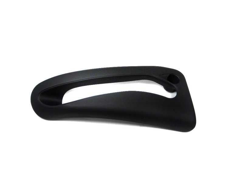 Embellecedor salida cinturón izquierdo OEM 51438176283 para BMW E36. Pieza original BMW.